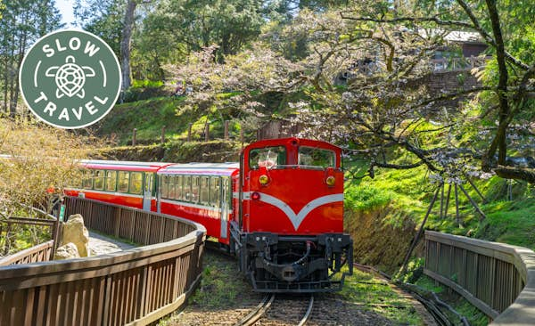 Ascending 7000ft on Taiwan’s historic Alishan Forest Railway