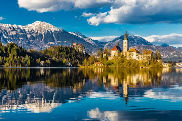 Eight scenic days in the Slovenian Alps