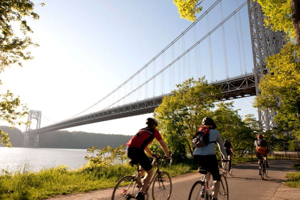 Greenways and bike shares: top tips for cycling NYC like a pro