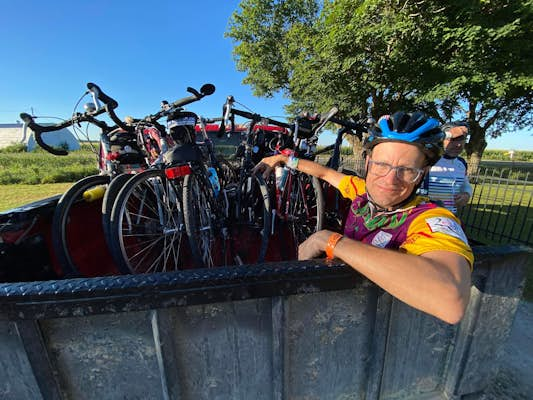 I spent 7 days riding my bike 468 miles across Iowa with a pack of 18,000: here’s how I did it